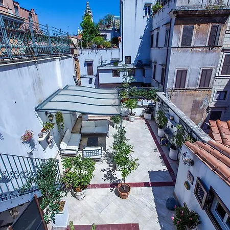 ディ リエンツォ パンテオン パレス ゲストハウス 4*