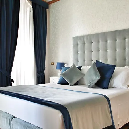 Gasthuis Di Rienzo Pantheon Palace 3*